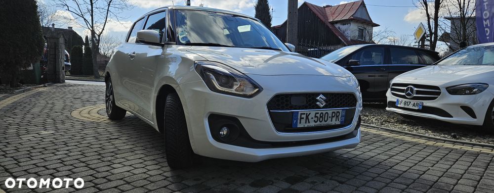 Suzuki Swift 1.2 Premium Plus - 9