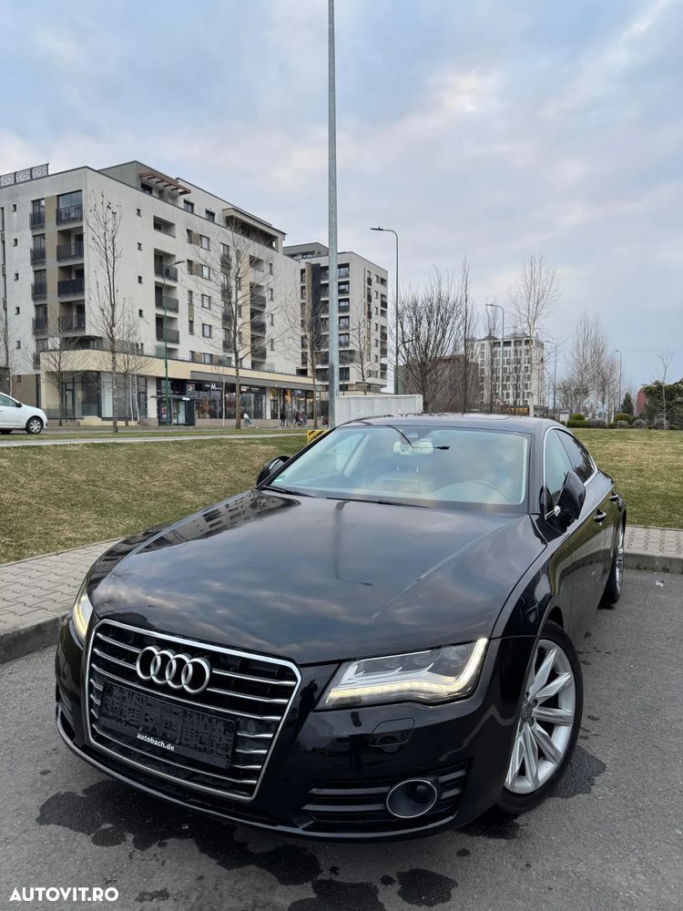 Audi A7 - 8