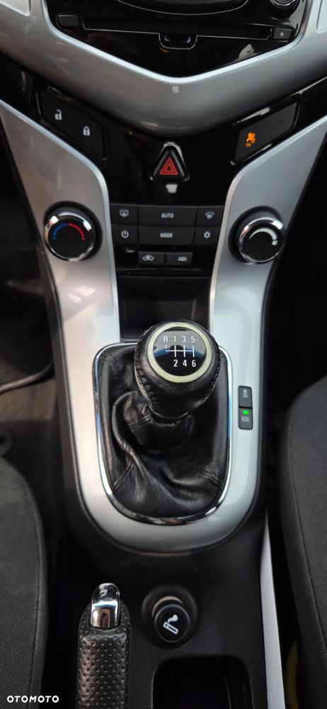 Chevrolet Cruze 1.7TD LT+ - 28