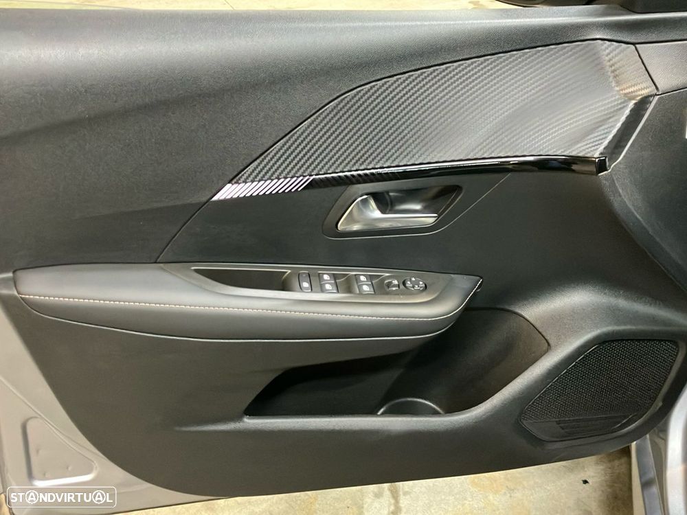 Peugeot 208 1.2 PureTech Allure - 20