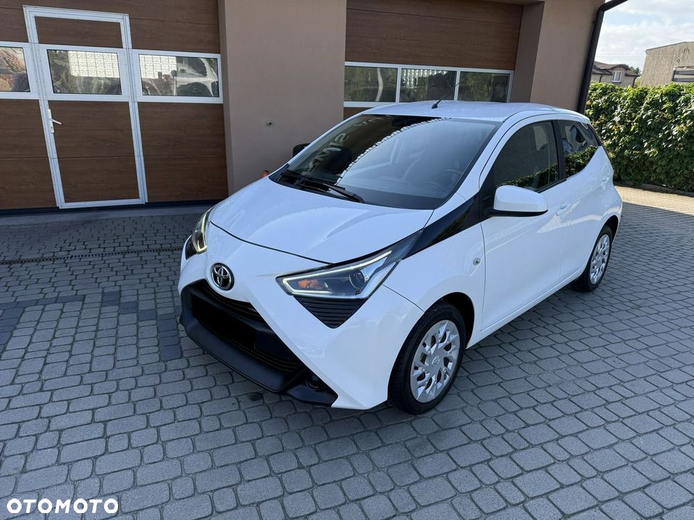 Toyota Aygo x-play - 13