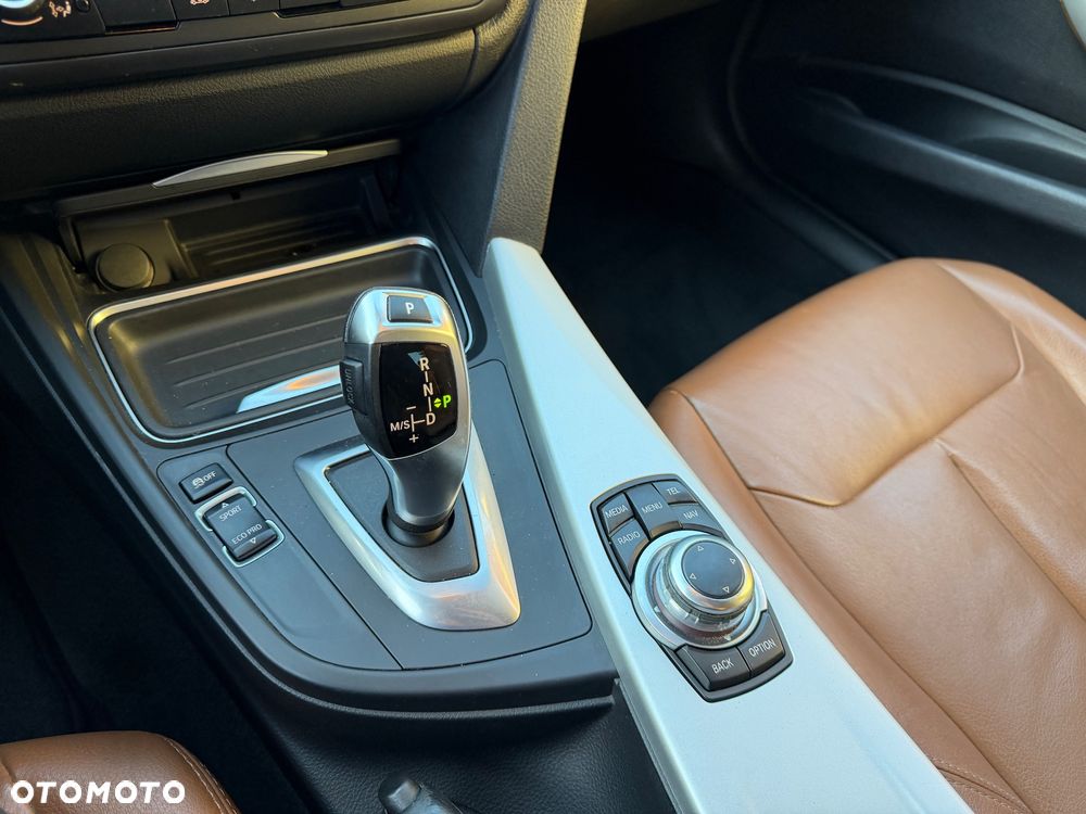 BMW Seria 3 320d Efficient Dynamics Edition - 21