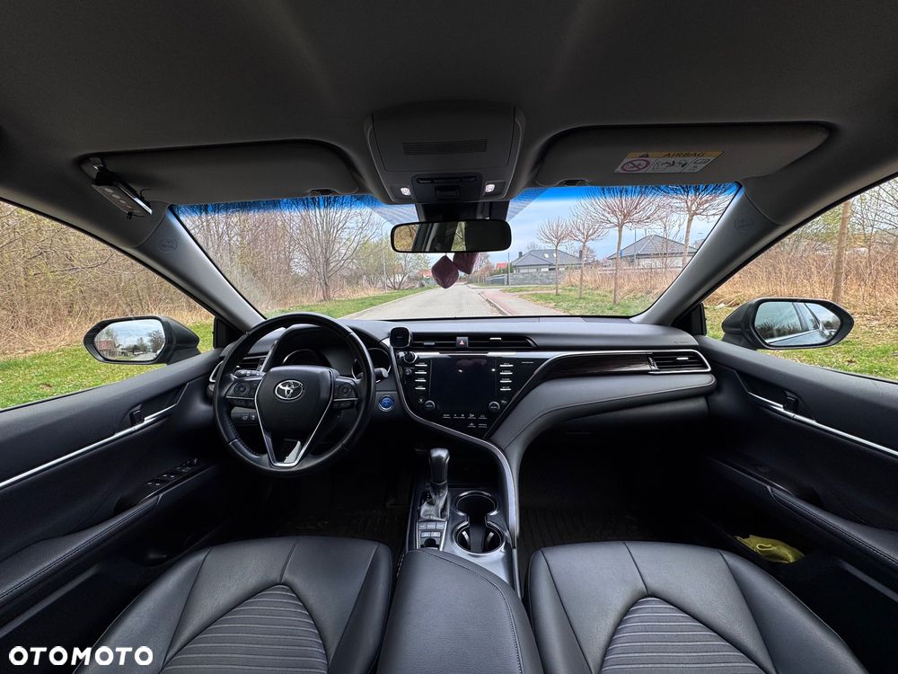 Toyota Camry 2.5 Hybrid Comfort CVT - 10
