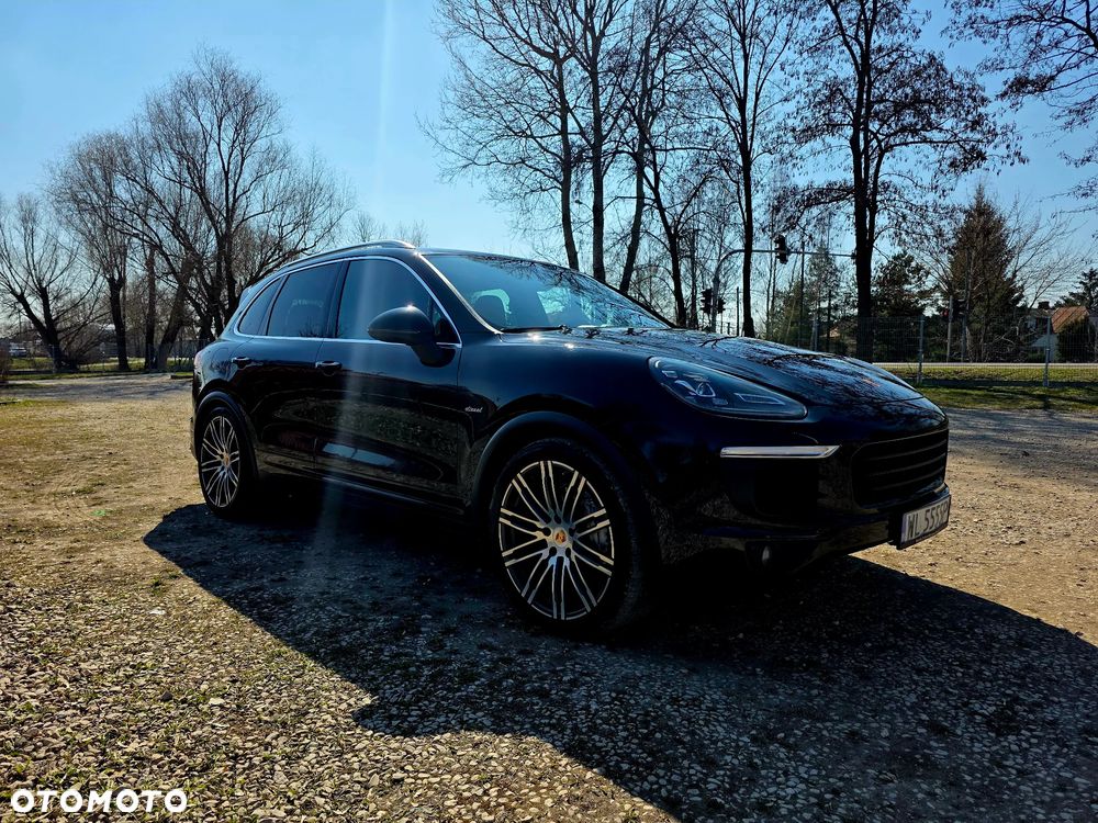 Porsche Cayenne - 2