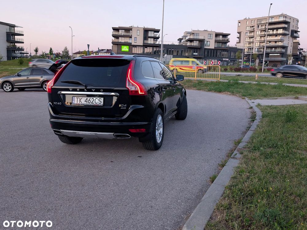 Volvo XC 60 D4 AWD Kinetic - 5