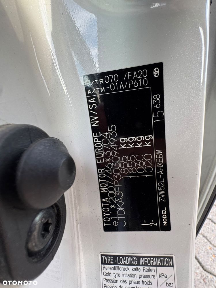 Toyota Prius Hybrid Executive - 22