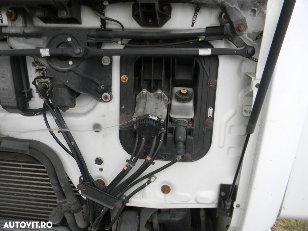 Dezmembrari  Renault Midlum  2000  > 2006 180.08/B Motorina - 13