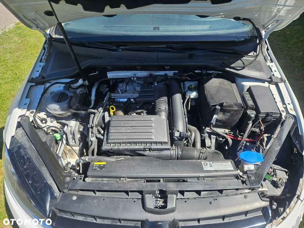 Volkswagen Golf - 18