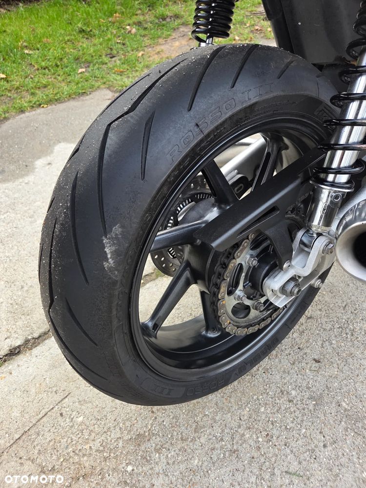 Triumph Speed Twin - 13