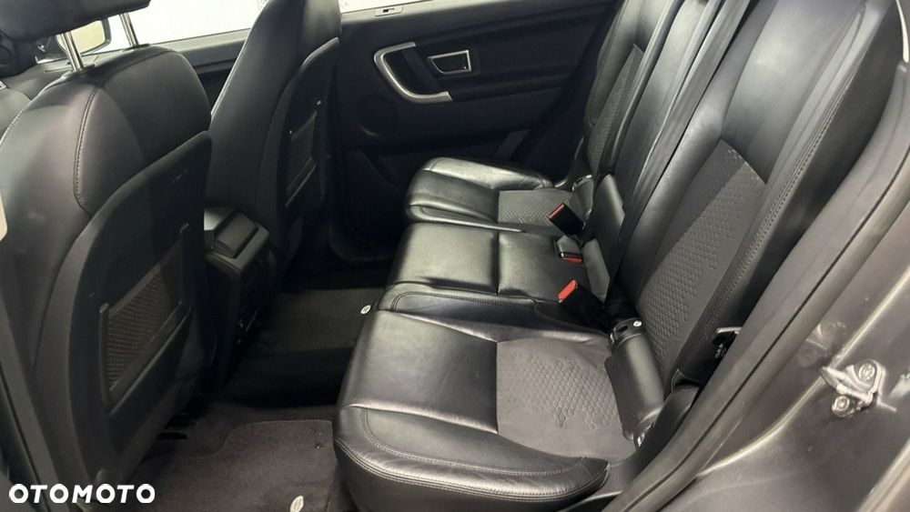 Land Rover Discovery Sport - 13