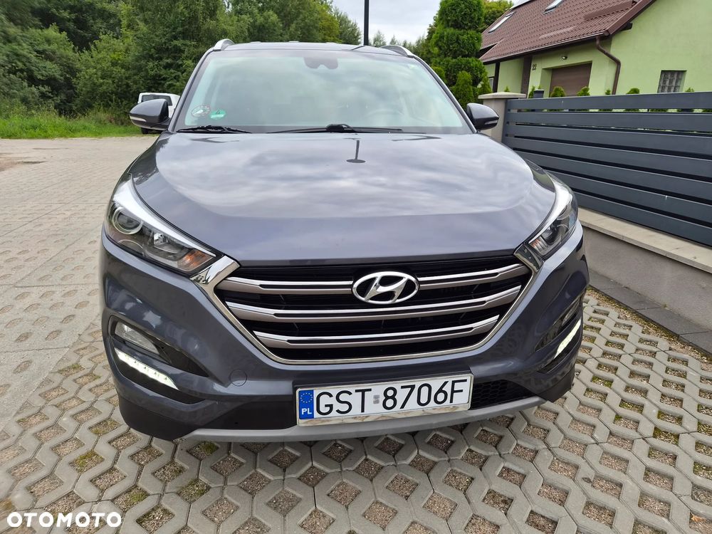 Hyundai Tucson blue 1.7 CRDi 2WD Style - 18