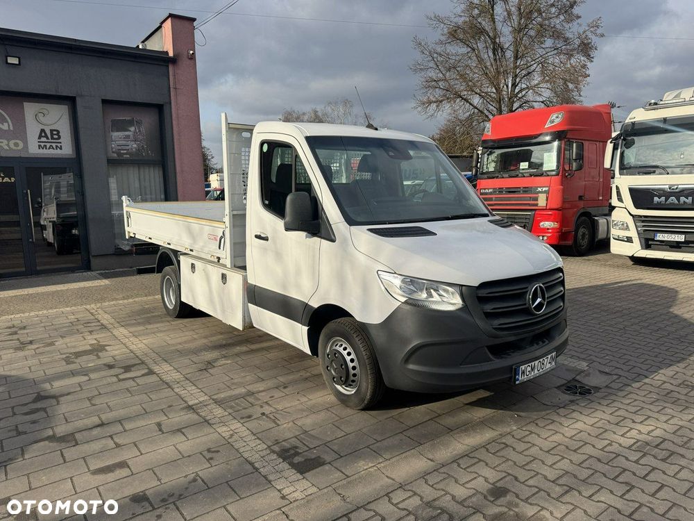 Mercedes-Benz Sprinter - 1