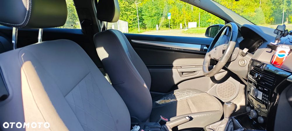 Opel Astra 1.6 Cosmo - 32