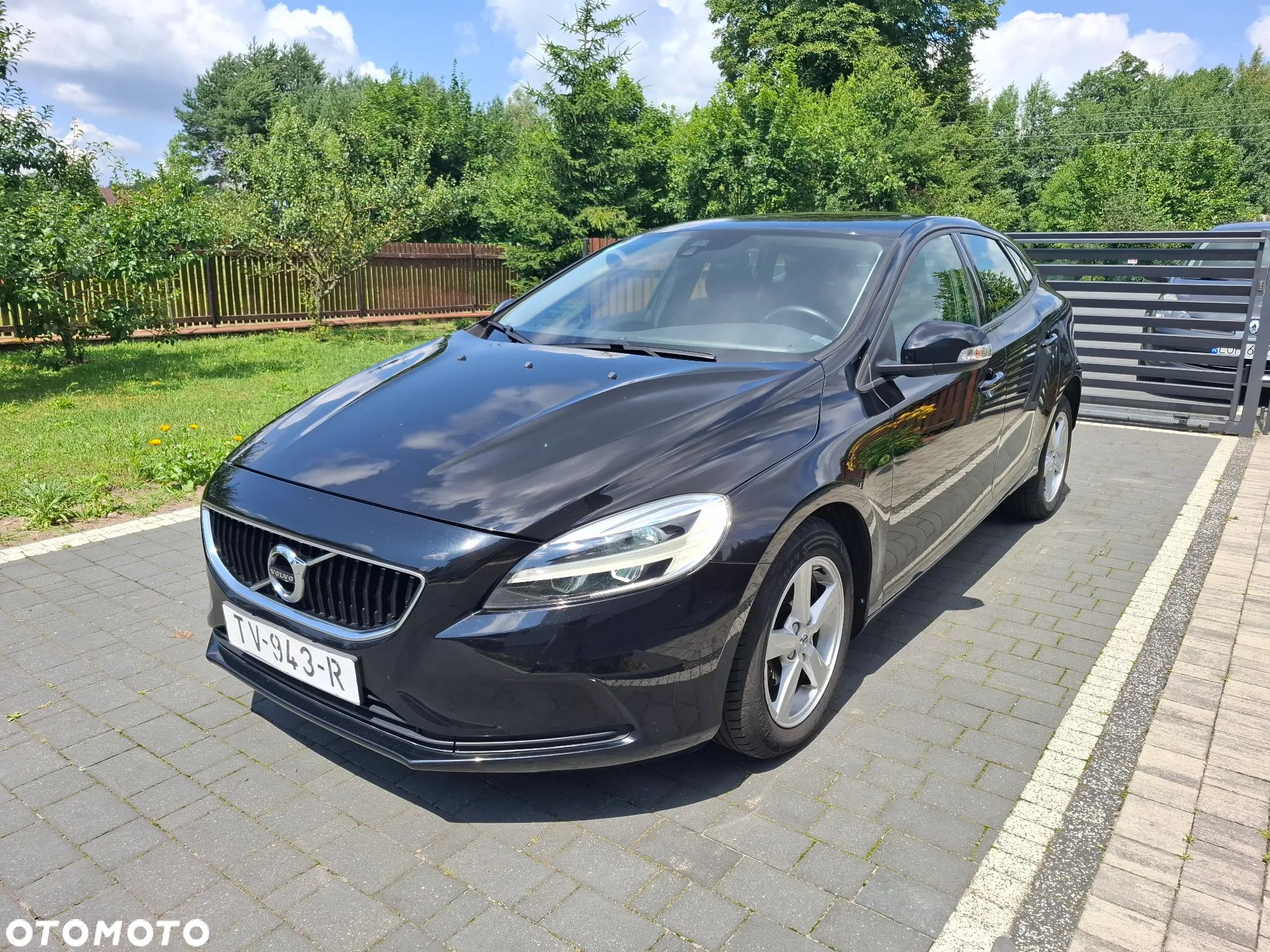 Volvo V40 D2 Drive-E Kinetic - 1