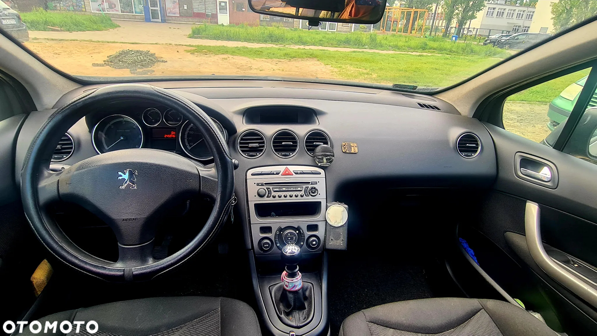 Peugeot 308 - 8