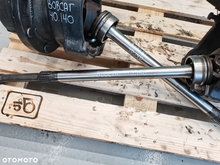 Reduktor Zwrotnica Półoś Bobcat T 40170 - 16