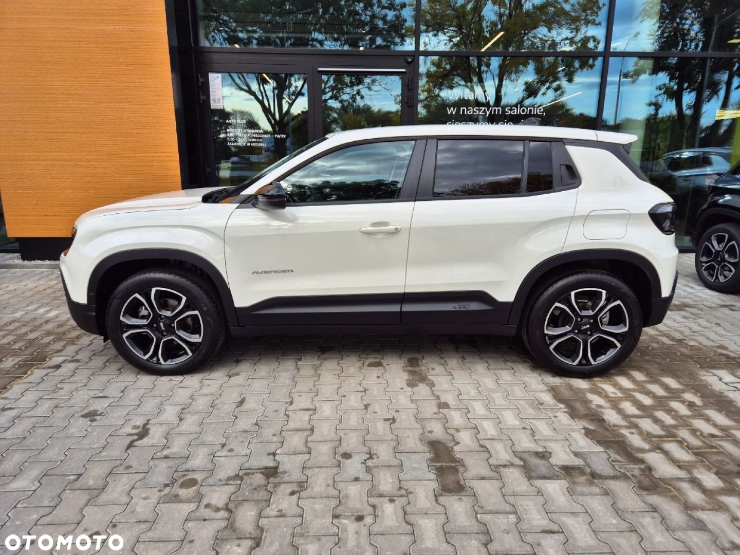Jeep Avenger - 10