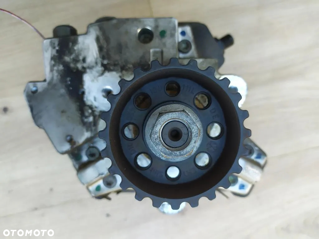 AUDI A8 D3 4.2 TDI POMPA WTRYSKOWA 057130755K - 4