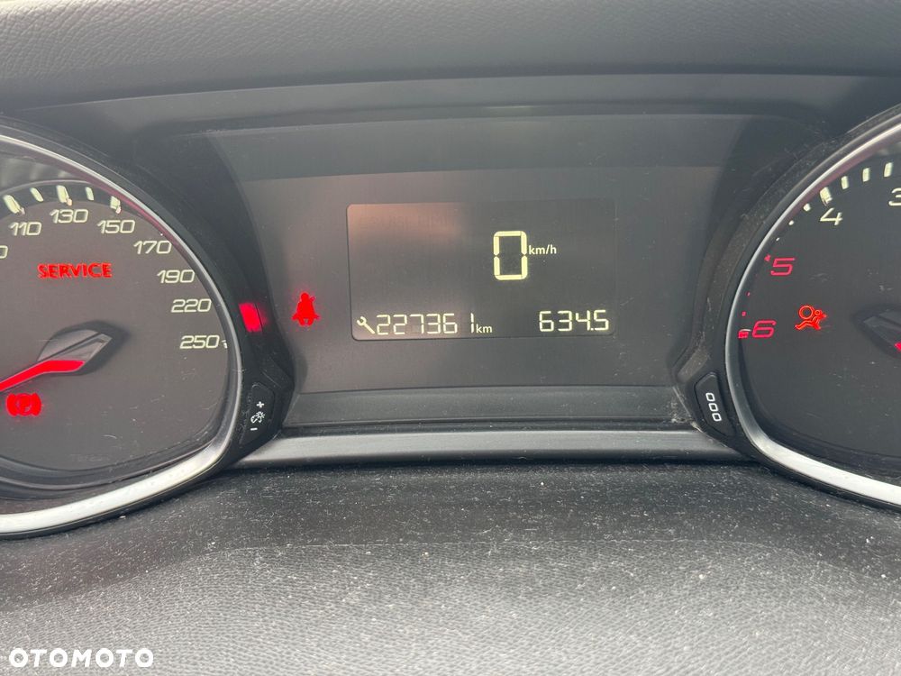 Peugeot 308 - 19