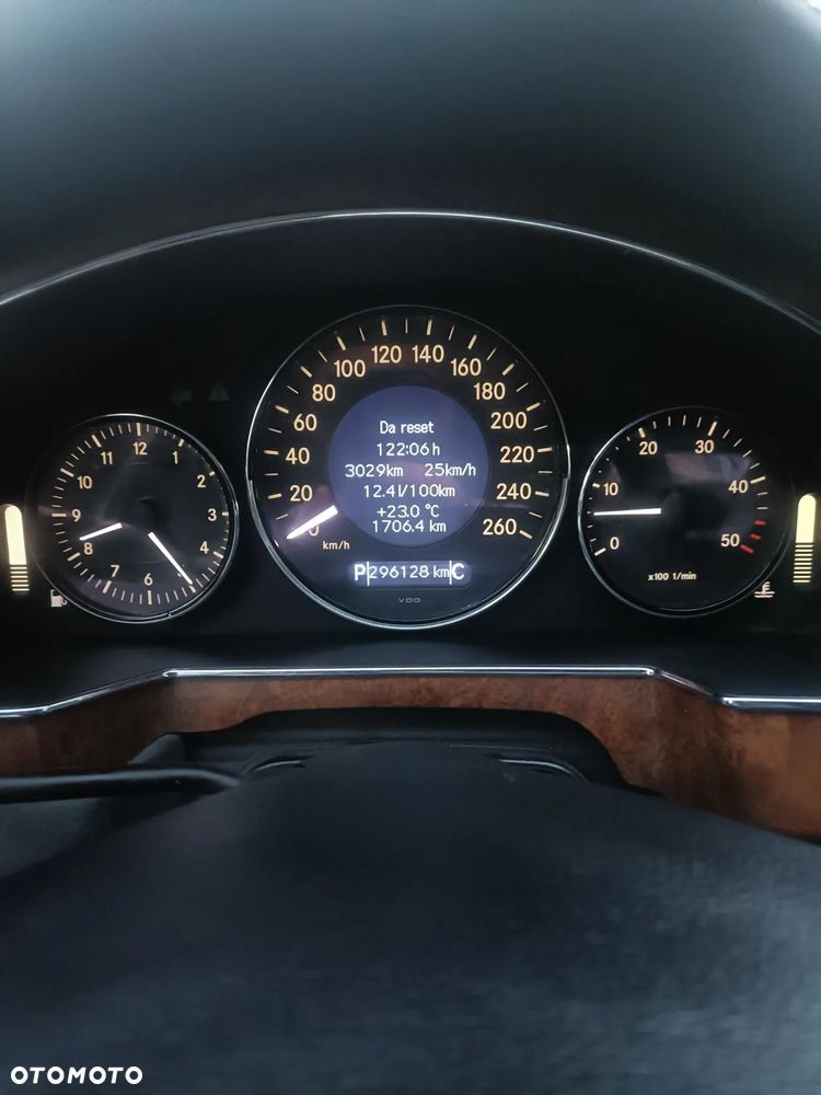 Mercedes-Benz CLS - 4