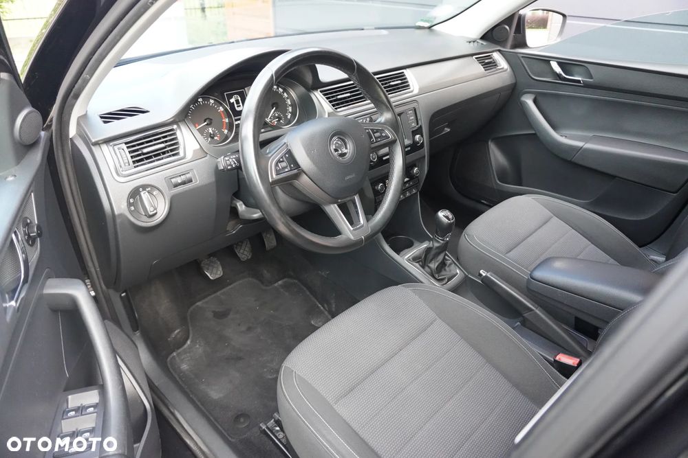 Skoda RAPID 1.2 TSI Green tec Edition - 7