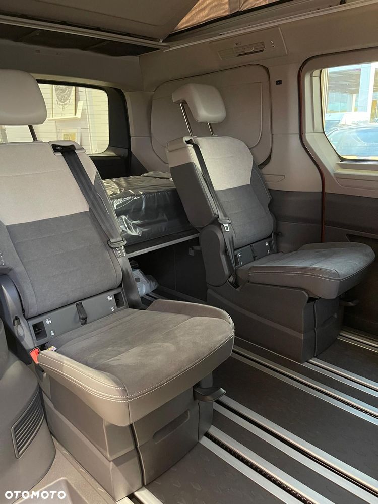 Volkswagen California - 28