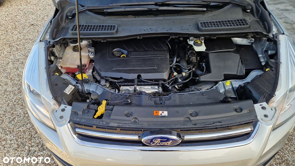 Ford Kuga 1.5 EcoBoost 4x4 Titanium - 39