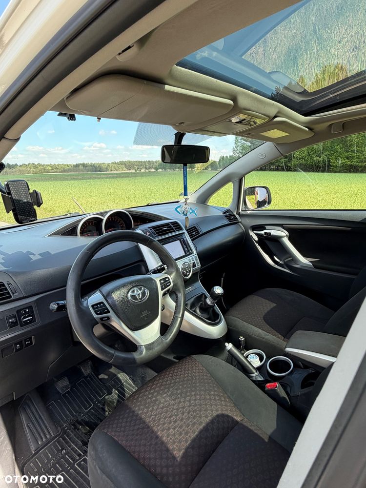 Toyota Verso - 17
