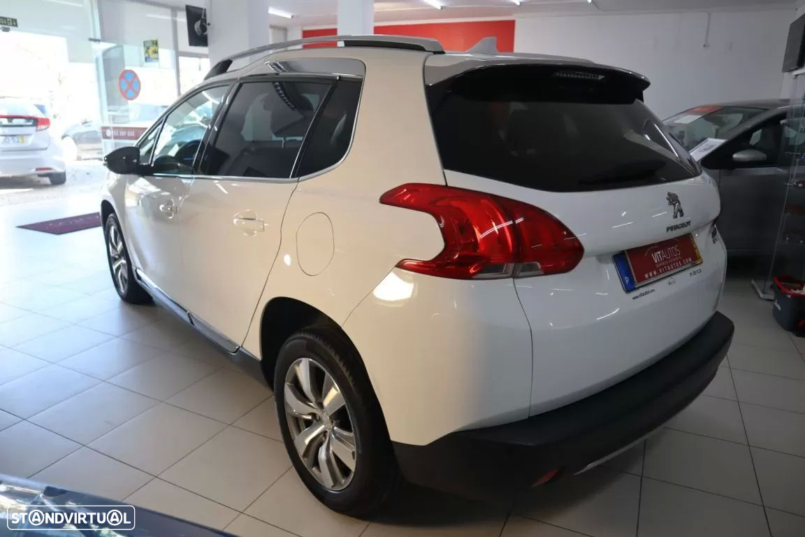 Peugeot 2008 1.6 e-HDi Allure 2-Tronic - 3