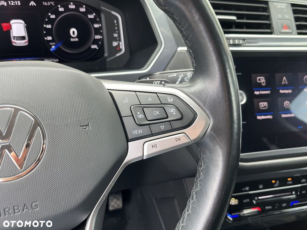 Volkswagen Tiguan - 30
