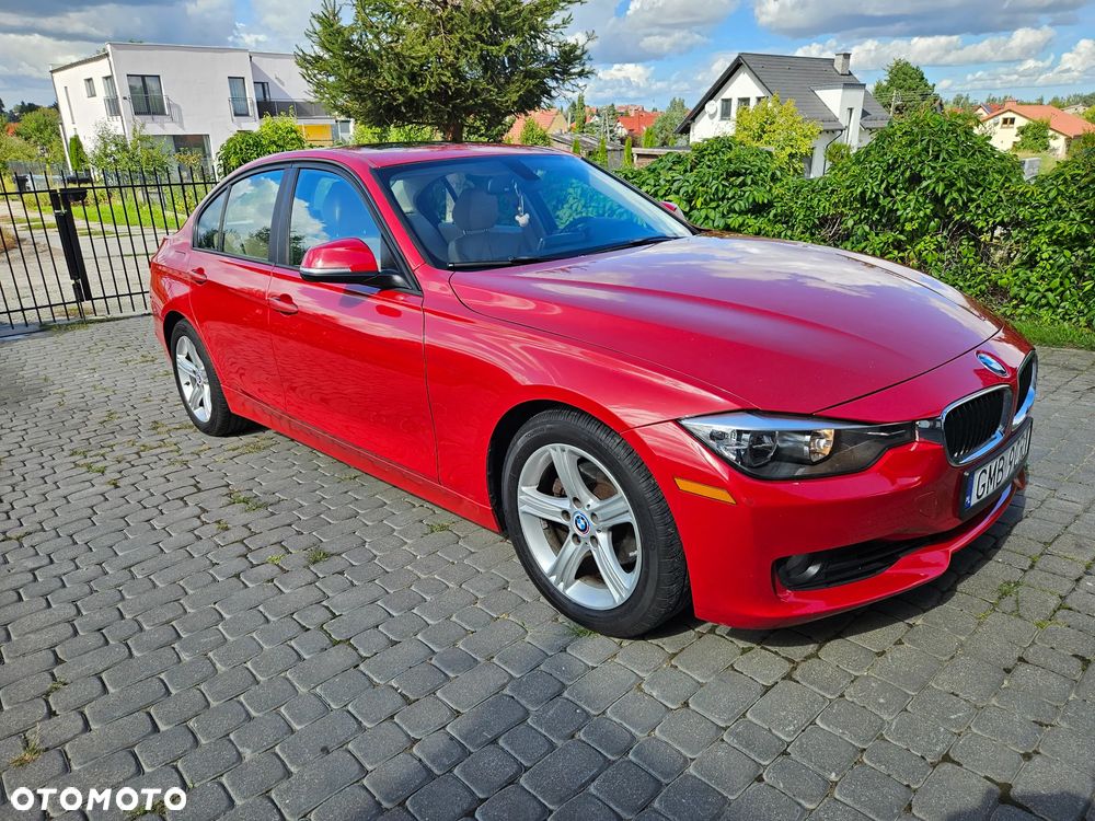 BMW Seria 3 328i - 1