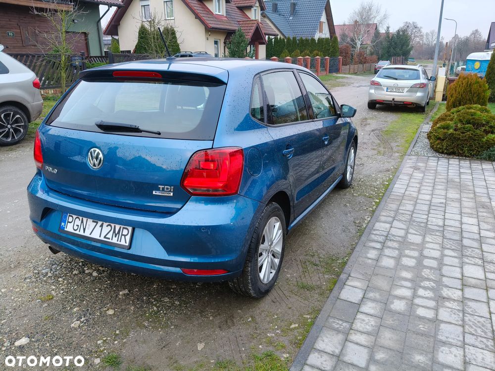 Volkswagen Polo 1.4 TDI (Blue Motion Technology) Comfortline - 4