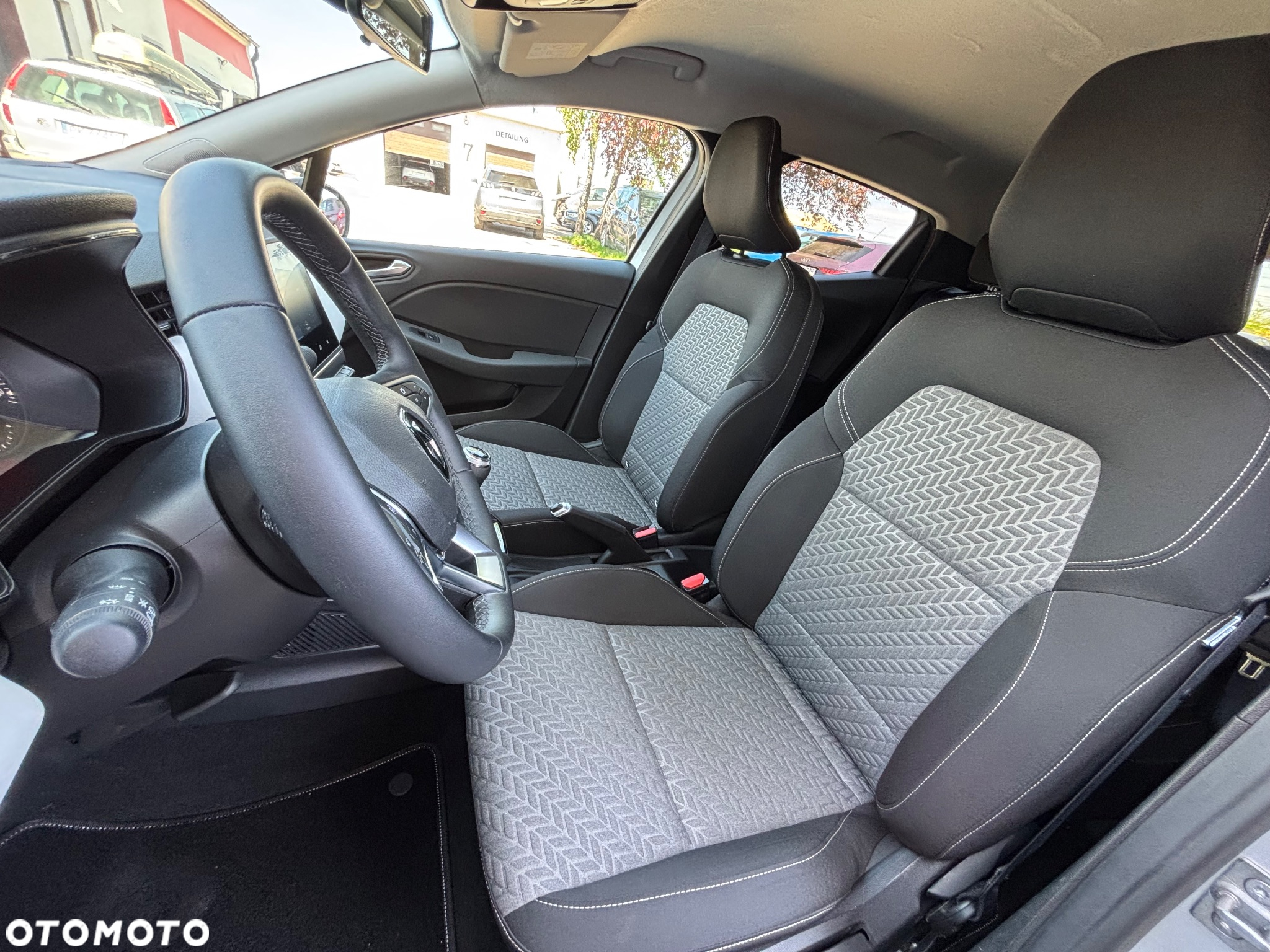 Renault Clio 1.0 TCe Evolution - 13