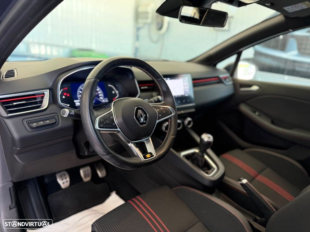 Renault Clio - 9