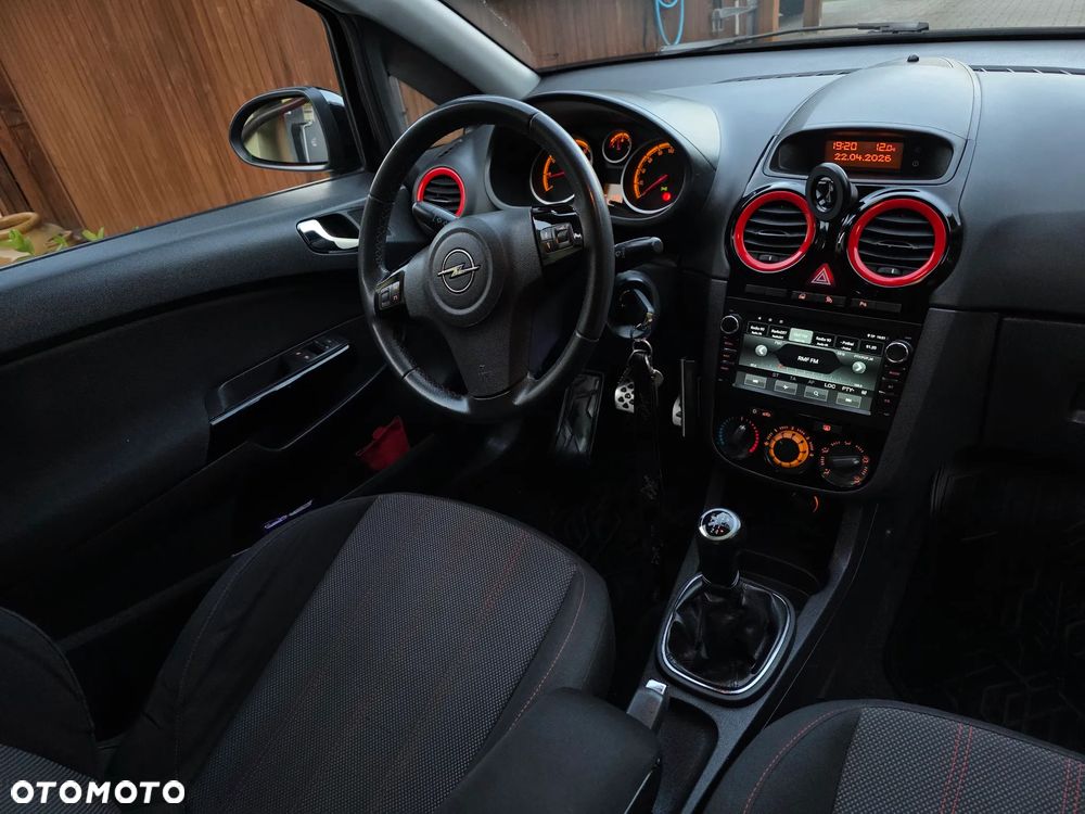 Opel Corsa 1.4 16V Color Edition - 17