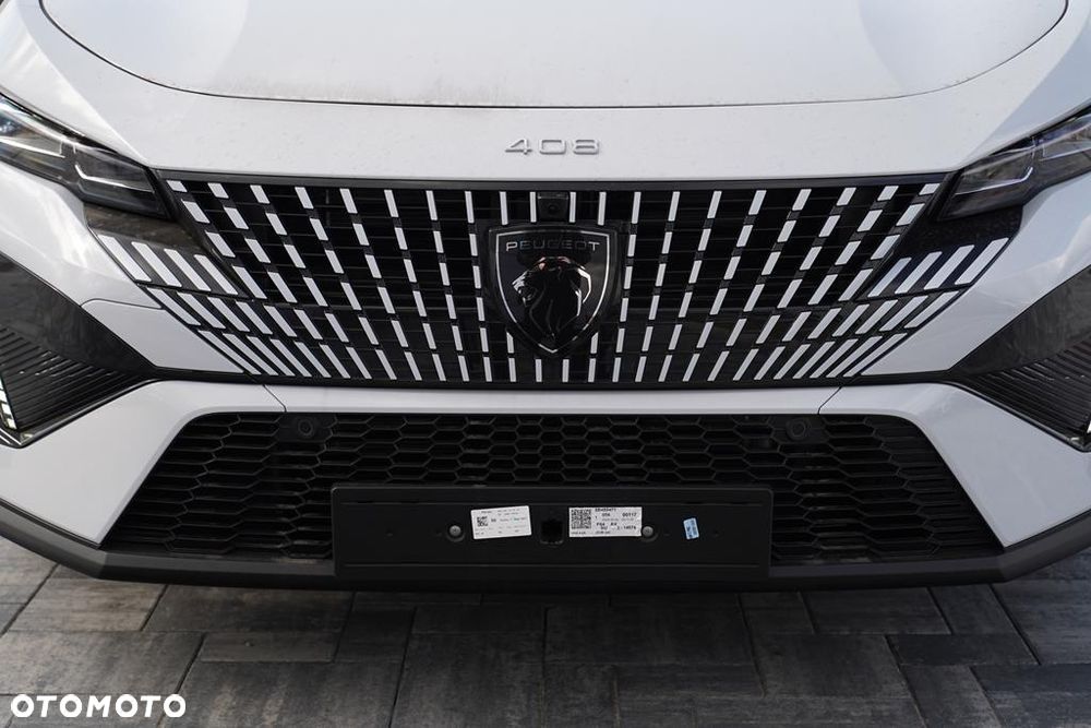 Peugeot 408 - 22