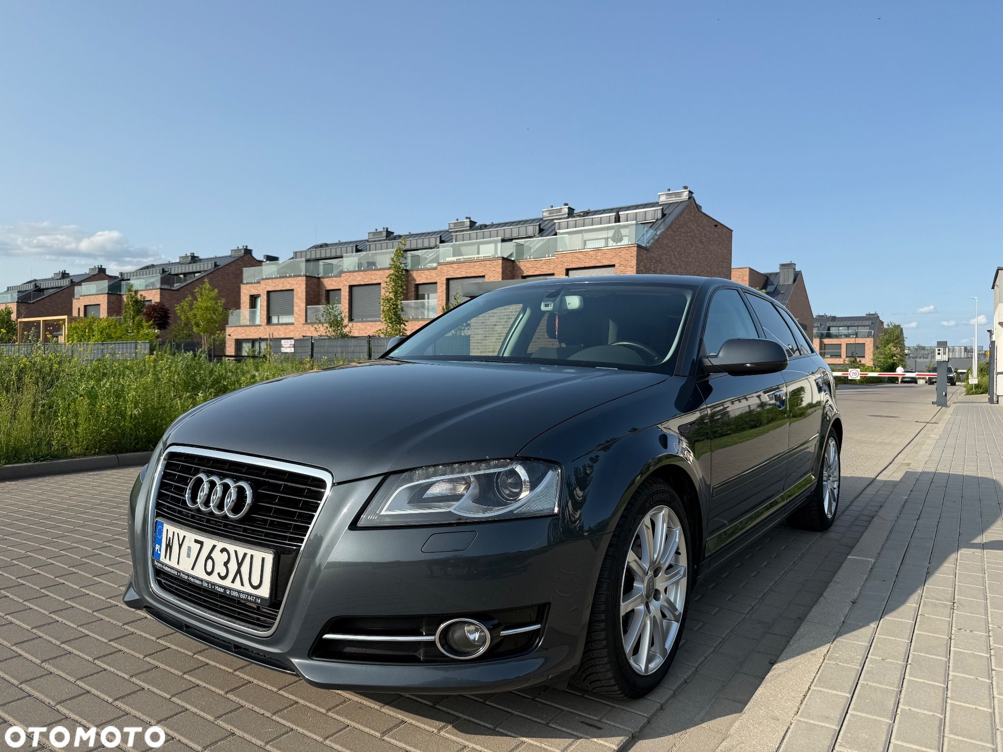 Audi A3 2.0 TDI DPF Ambition S tronic - 1