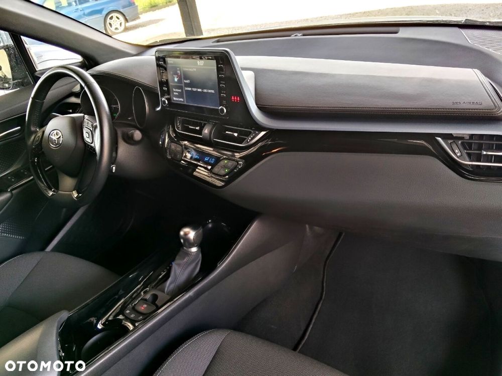 Toyota C-HR - 7