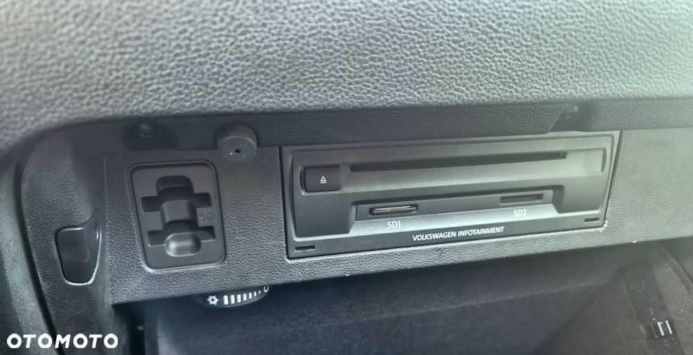 Volkswagen Passat Variant 2.0 TDI (BlueMotion Technology) Trendline - 28