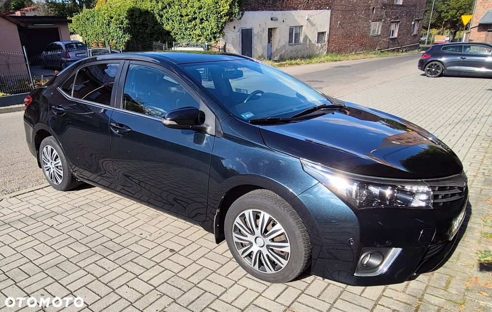 Toyota Corolla 2015 photo 3