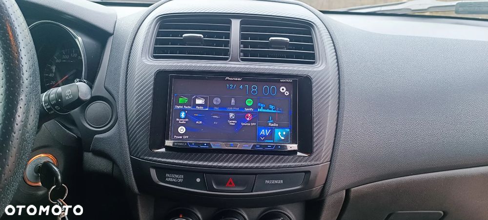 Mitsubishi ASX 1.6 Inform - 10