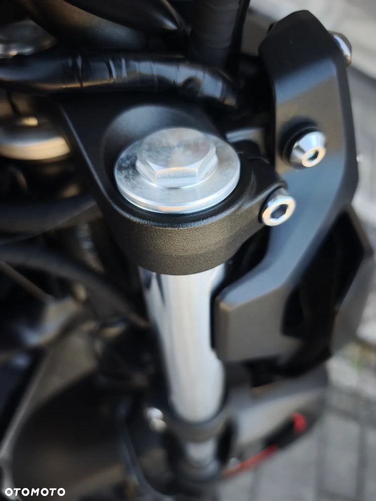 Yamaha MT - 21