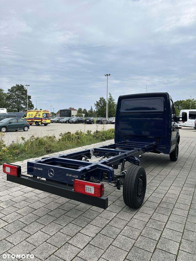 Mercedes-Benz Sprinter - 8