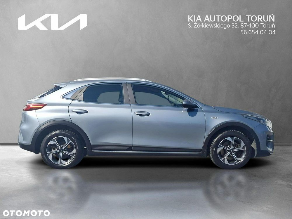 Kia XCeed 1.5 T-GDI M - 6