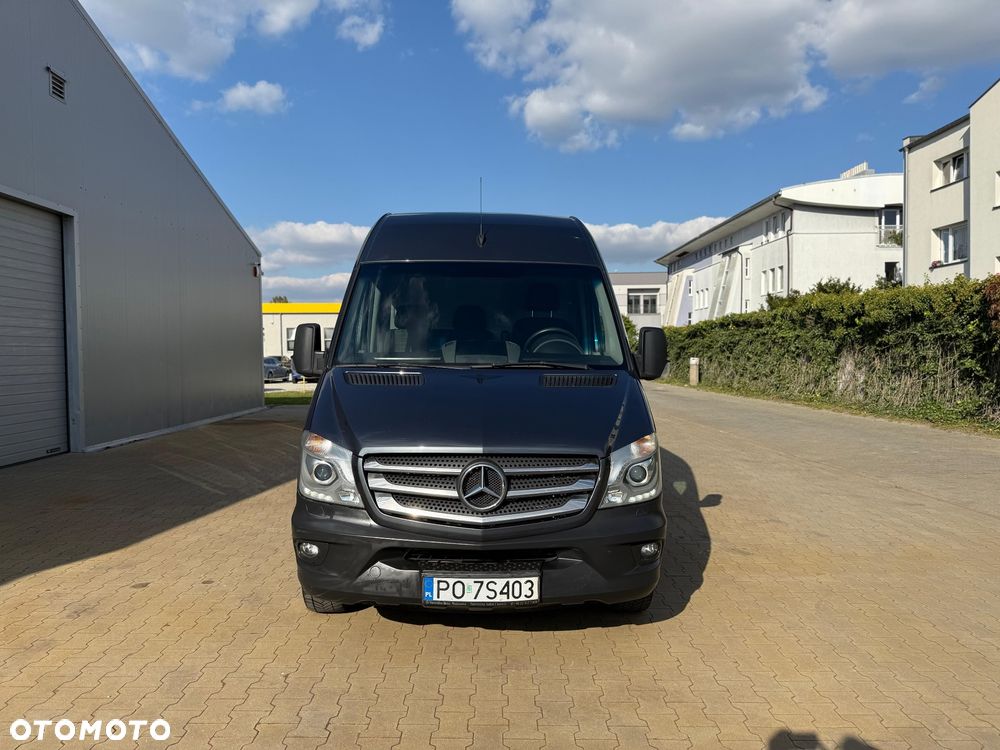 Mercedes-Benz Sprinter 319 - 1