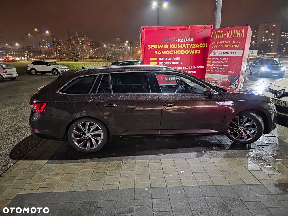 Skoda Superb 2.0 TDI L&K - 8