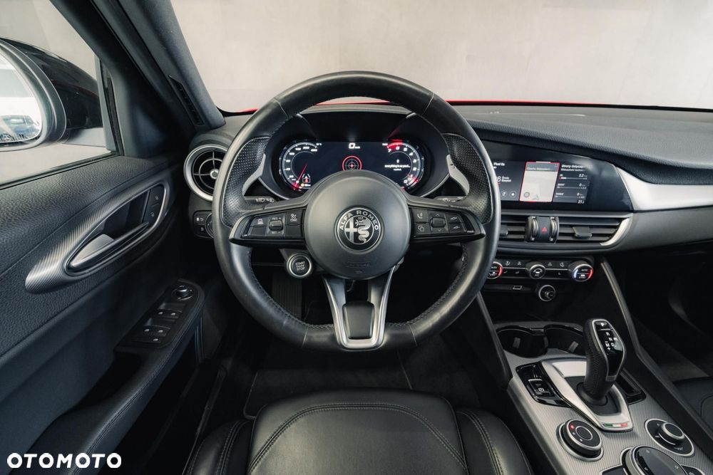 Alfa Romeo Giulia 2.0 Turbo Veloce Q4 - 12