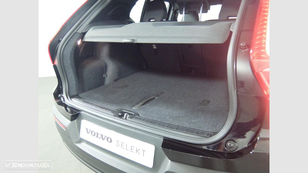 Volvo XC 40 1.5 T2 Plus Dark Auto - 7