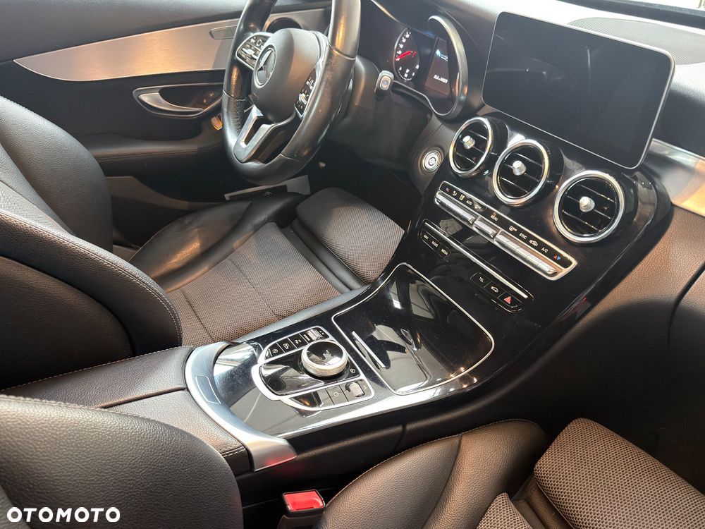 Mercedes-Benz Klasa C 180 Business Edition 9G-TRONIC - 13