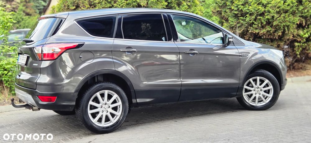 Ford Kuga 1.5 EcoBoost 2x4 Cool & Connect - 14